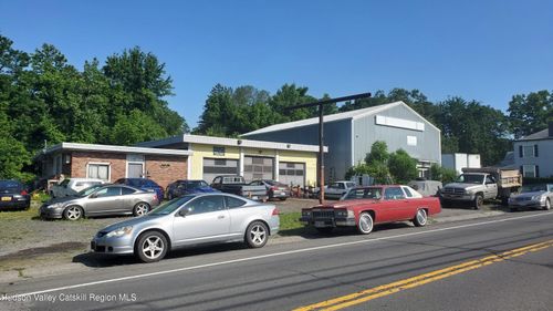 70 N Washington St, Athens, NY, 12015-1100 | Card Image