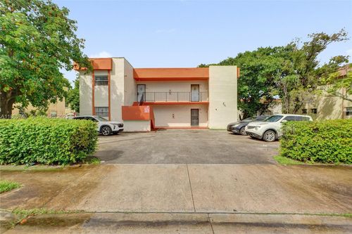 13980 Ne 2nd Ct, Miami, FL, 33161-2826 | Card Image