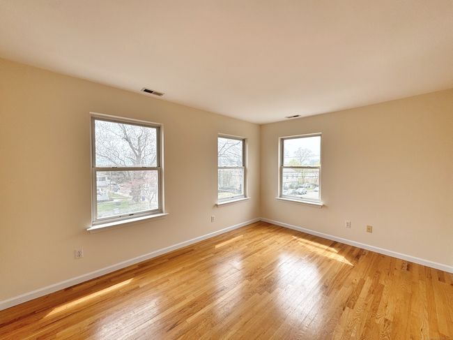 11 - 54 Stuart Ave, Home with 2 bedrooms, 2 bathrooms and null parking in Norwalk CT | Image 8