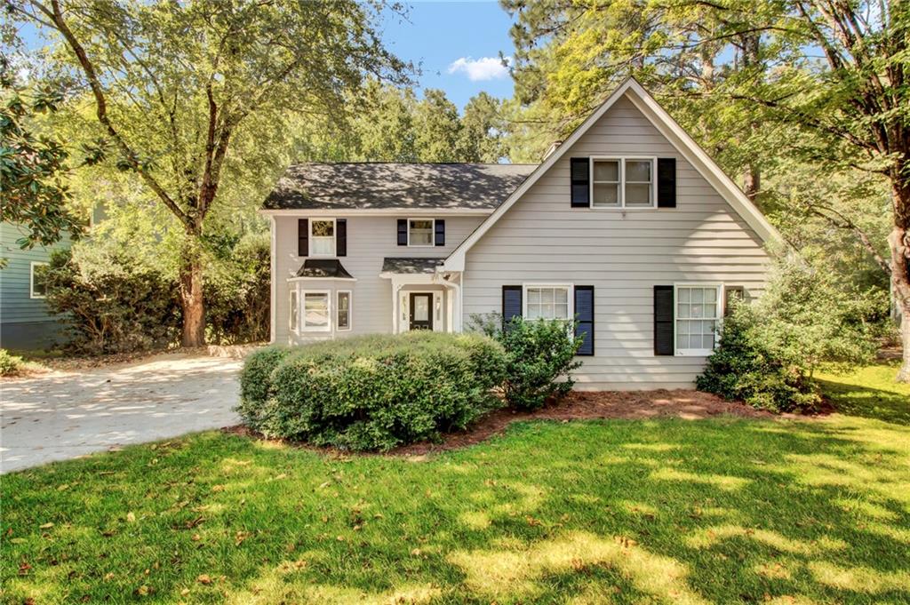 Softwood Cir, Roswell, GA 30076