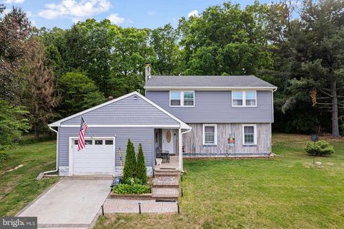10 Loretta Blvd, SICKLERVILLE, NJ, 08081-9512 | Card Image