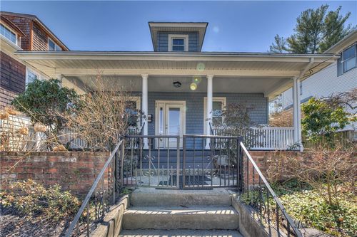 66 Roanoke St, Providence, RI, 02908-4136 | Card Image