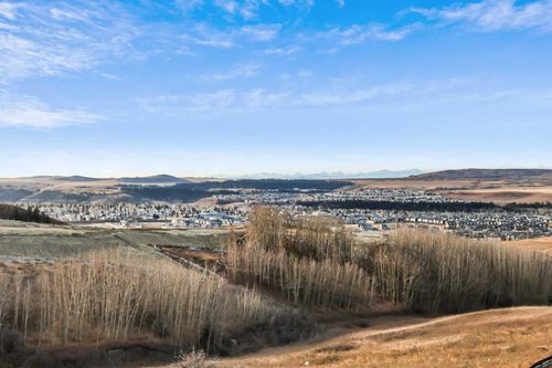 68 Heritage Hill, Cochrane, AB, T4C0L4 | Card Image