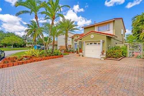 10213 Sw 156th Ave, Miami, FL, 33196-2690 | Card Image