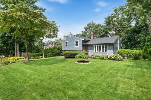 4 Highview Dr, Scarsdale, NY, 10583-4614 | Card Image