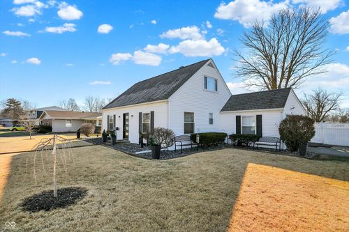 3309 Larkspur Ln, Columbus, IN, 47203-3512 | Card Image