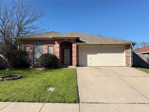 6006 Brook Forest Dr, Arlington, TX, 76018-5325 | Card Image
