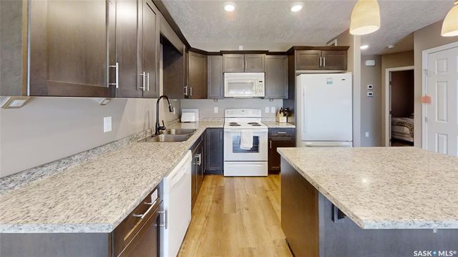 712 713 714 716 Columbia Ave, Home with 0 bedrooms, 0 bathrooms and 24 parking in Kerrobert SK | Image 7