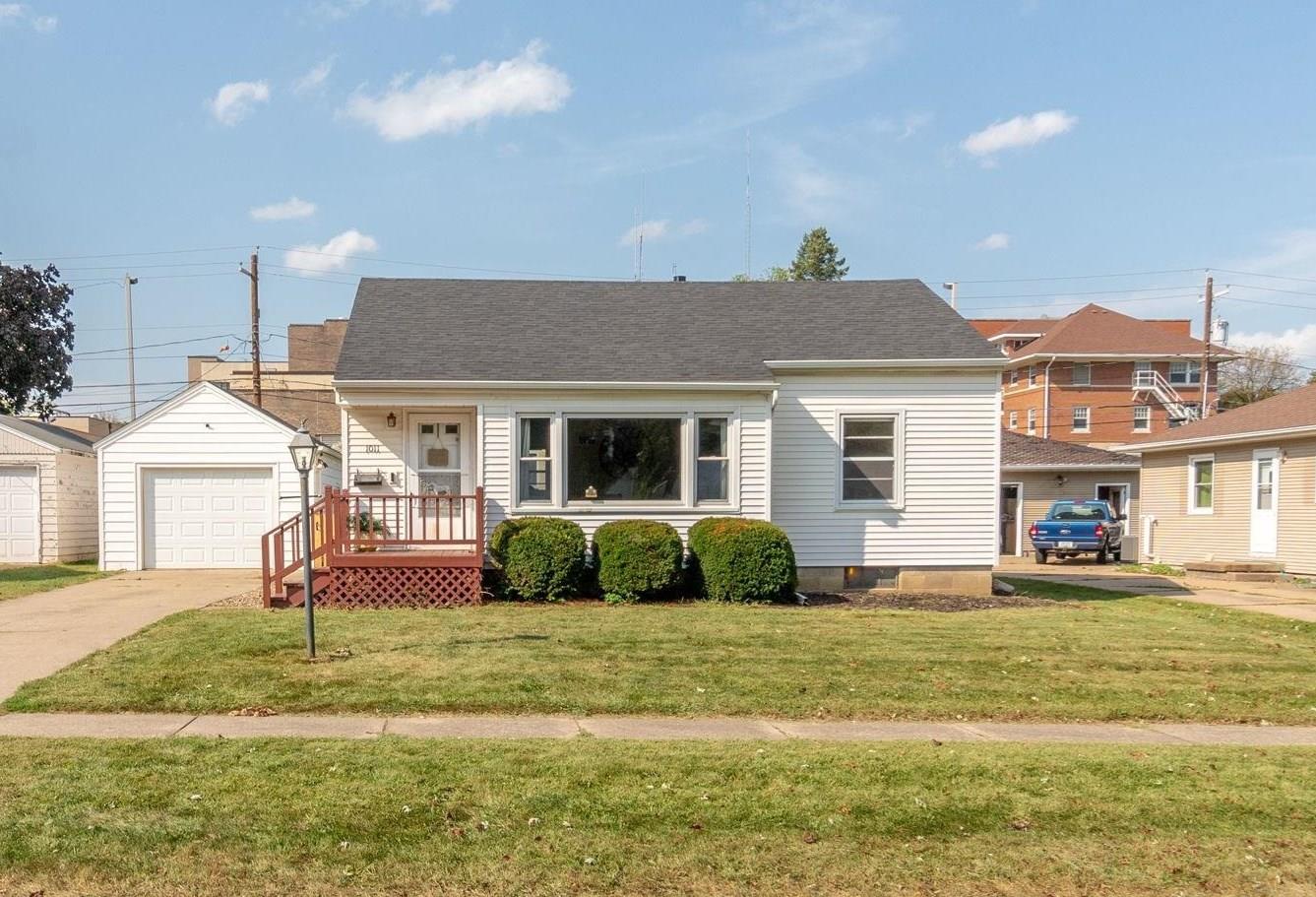 7th St, Cedar Falls, IA 50613