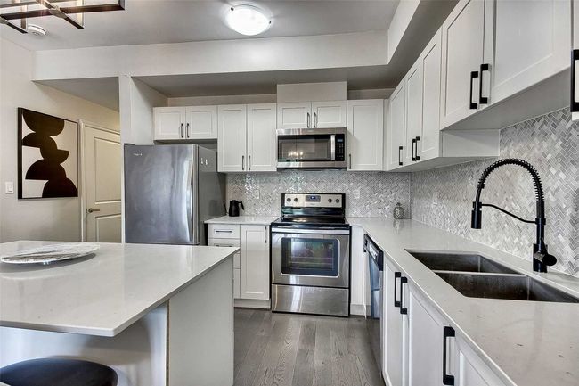 01 - 198 Pine Grove Rd, Condo with 2 bedrooms, 2 bathrooms and 2 parking in Vaughan ON | Image 21