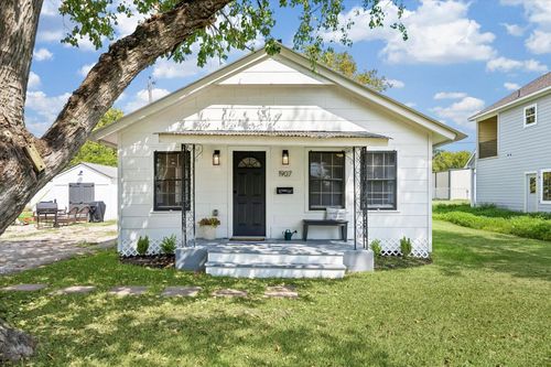 1907 Avenue N, Rosenberg, TX, 77471-4429 | Card Image