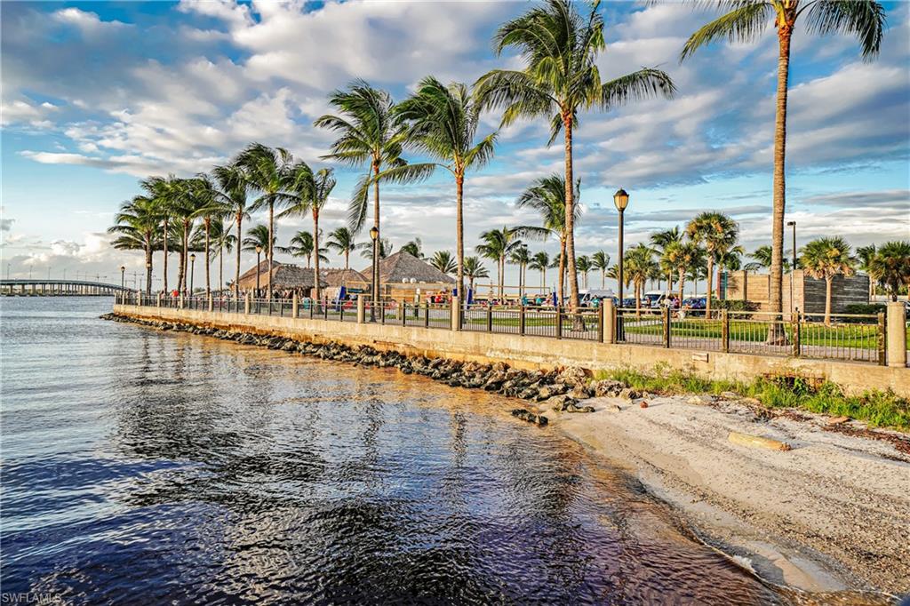 Residential in PUNTA GORDA 2
