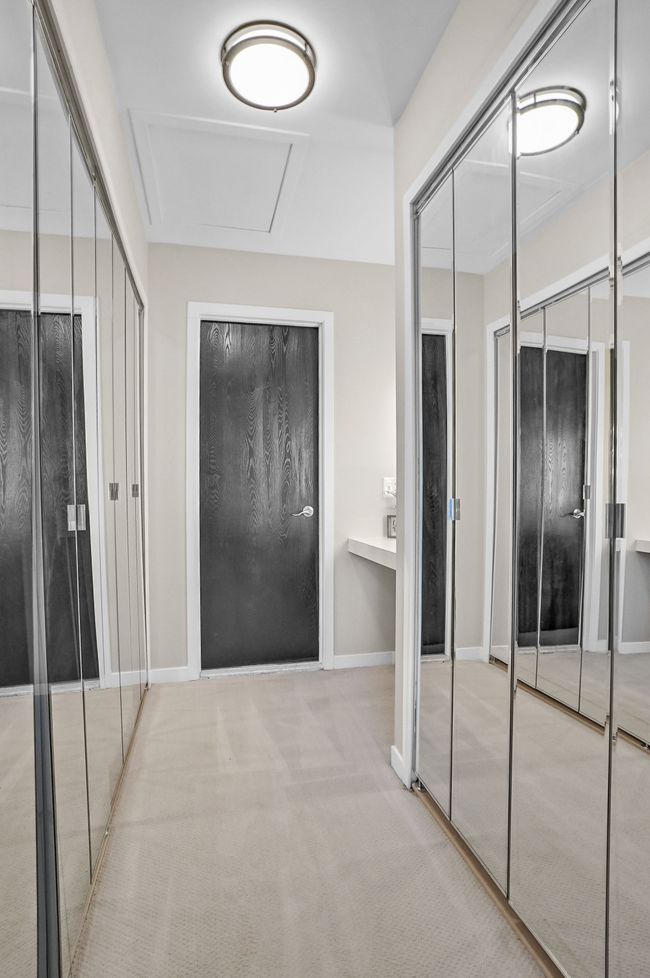 525 Winwood Cir, Condo with 2 bedrooms, 2 bathrooms and null parking in Walled Lake MI | Image 24