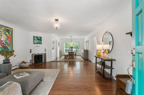 309 Lomita St, Santa Fe, NM, 87505-8854 | Card Image