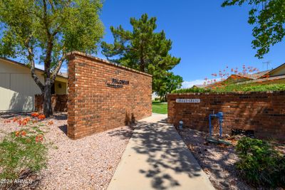 18651 N Spanish Garden Drive, Townhouse with 2 bedrooms, 2 bathrooms and null parking in Sun City West AZ | Image 1