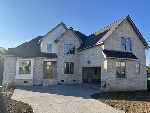 304 Oaks Xing, Lebanon, TN, 37087-5333 | Card Image