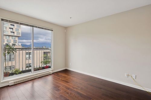 311-3727 W 10th Ave, Vancouver, BC, V6R2G5 | Card Image