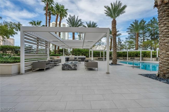 UNIT-301 - 2777 Paradise Rd, Home with 2 bedrooms, 3 bathrooms and 1 parking in Las Vegas NV | Image 67