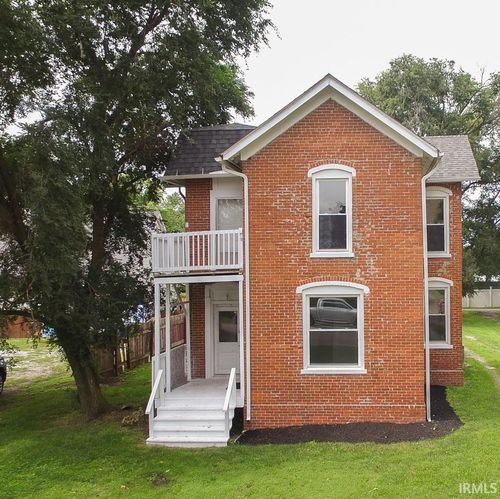 210 N Railroad St, Monticello, IN, 47960-2032 | Card Image