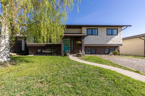 593 Charlotte St, Pincher Creek, AB, T0K1W0 | Card Image