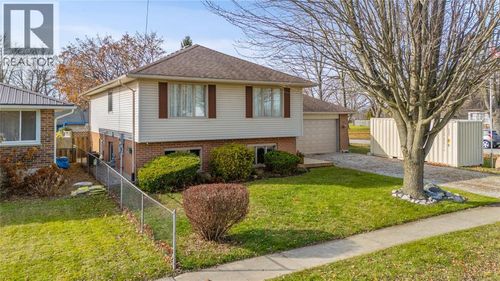 3183 River St, Alvinston, ON, N0N1A0 | Card Image