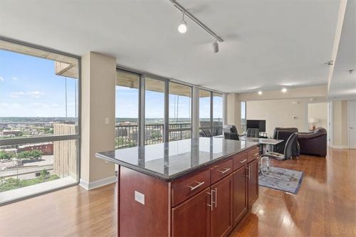 apt-1305-600 Admiral Blvd, Kansas City, MO, 64106-1575 | Card Image