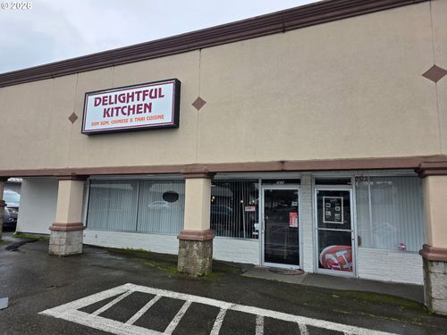 2521 W Harvard Ave, Roseburg, OR, 97471-2582 | Card Image