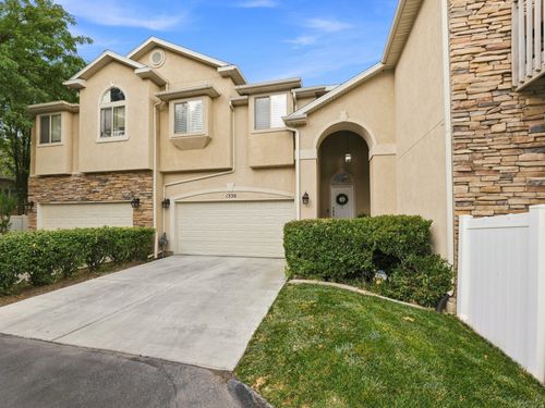 1330 Old Maple Ct, Salt Lake City, UT, 84117 | Card Image