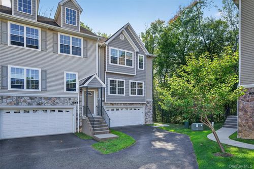26 Seeley Bull St, Monroe, NY, 10950-4185 | Card Image