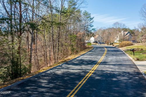 Lot 40 Kings Hills Blvd, Pigeon Forge, TN, 37863-5207 | Card Image