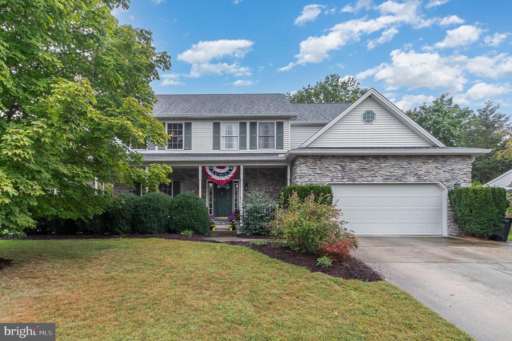 Tiverton Rd, Mechanicsburg, PA 17050