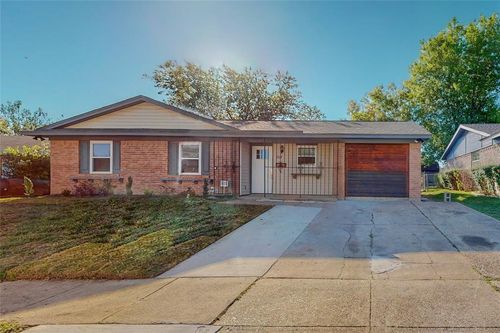 3524 Pacesetter Dr, Dallas, TX, 75241-5946 | Card Image