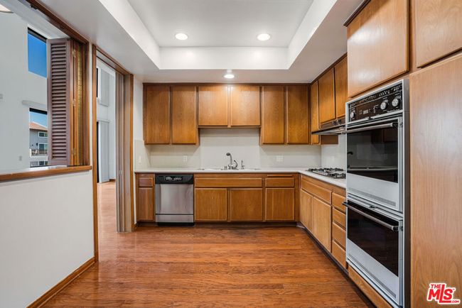 APT-301 - 1432 Camden Ave, Condo with 3 bedrooms, 3 bathrooms and 2 parking in LOS ANGELES CA | Image 5