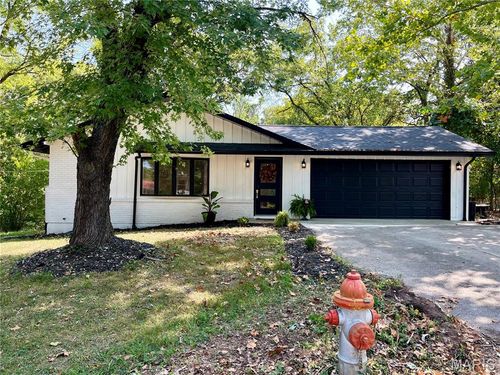 602 Sunset Dr, Waynesville, MO, 65583-2320 | Card Image