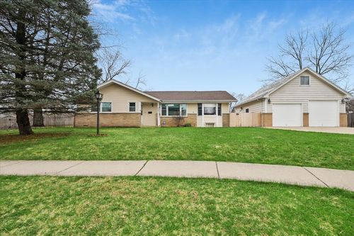 644 Pierce Ct, Grayslake, IL, 60030-1341 | Card Image