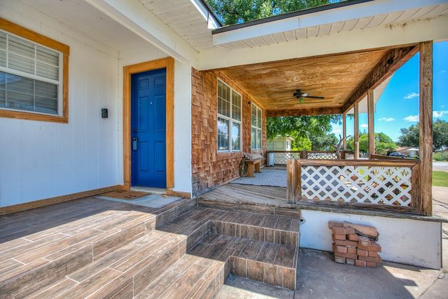 202 Sharp Ave, House other with 3 bedrooms, 2 bathrooms and 1 parking in Ballinger TX | Image 7