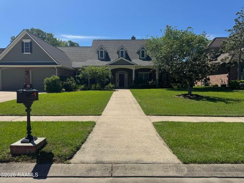 42-122 Grandview Terrace Dr, Youngsville, LA, 70592-5536 | Card Image