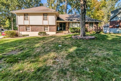 1703 Nw Willow Circle, Blue Springs, MO, 64014 | Card Image