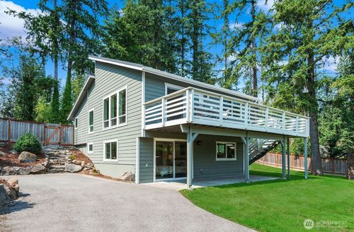 22738 Se 22nd Pl, Sammamish, WA, 98075-9512 | Card Image
