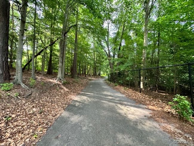 9477 Creek Summit Cir, House other with 4 bedrooms, 3 bathrooms and null parking in Richmond VA | Image 16