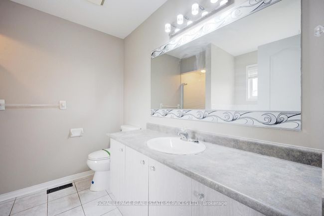 9 Oxtail Lane, House other with 5 bedrooms, 5 bathrooms and 4 parking in Brampton ON | Image 9