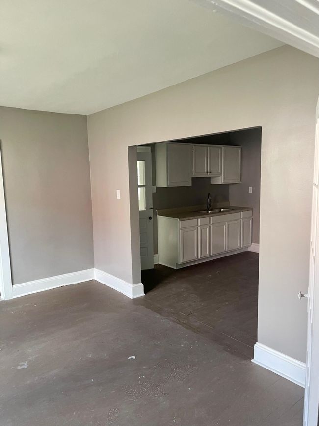 121 Hamilton Street, Sold in Henderson Zoocasa