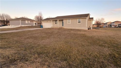 73 Nw 291st Rd, Centerview, MO, 64019-8109 | Card Image