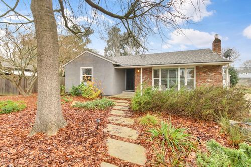 5714 State Ave, Sacramento, CA, 95819-1832 | Card Image