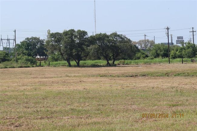1046 Railhead Rd, Home with 0 bedrooms, 0 bathrooms and null parking in Columbus TX | Image 11