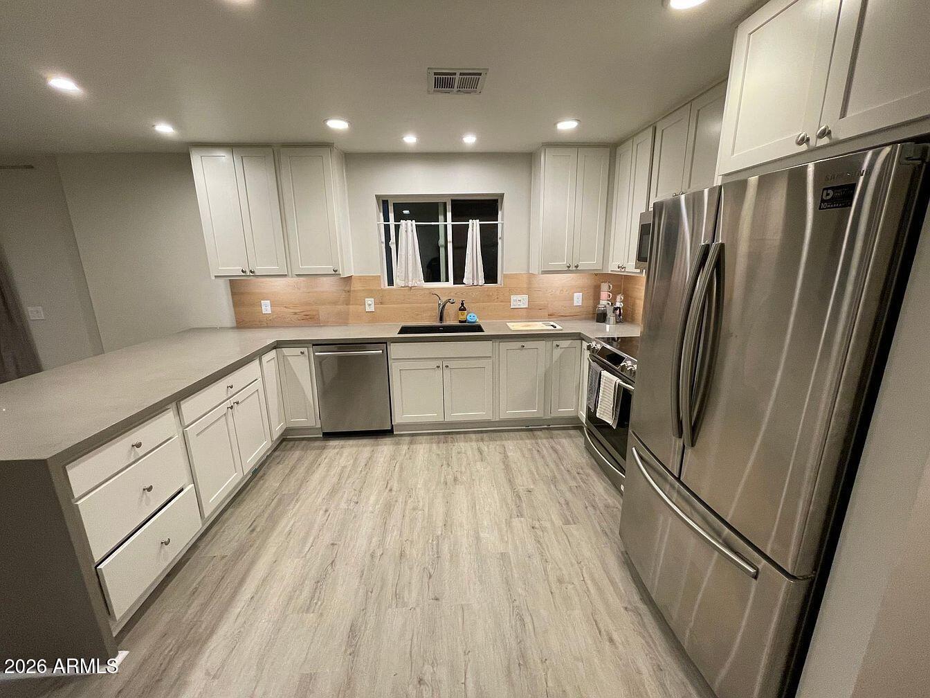 Residential Income in Phoenix 5