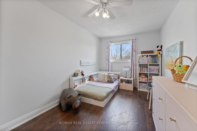 82 Simmons Blvd, House other with 3 bedrooms, 2 bathrooms and 4 parking in Brampton ON | Image 26