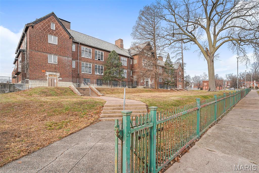 Commercial Sale in St Louis 5
