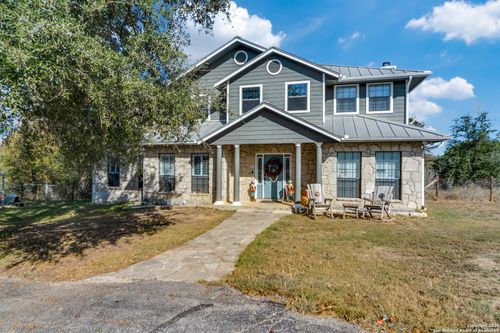 425 River Mountain Dr, Boerne, TX, 78006-7866 | Card Image