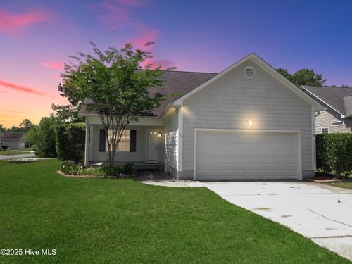 136 Leeward Ln, Hampstead, NC, 28443-3290 | Card Image